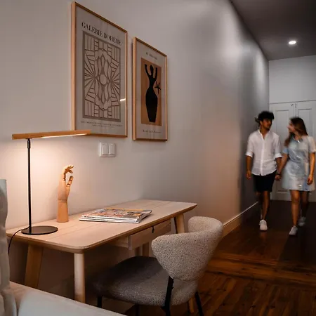 The Box - Design And Upscale With Balcony At Downtown Apartment Lissabon