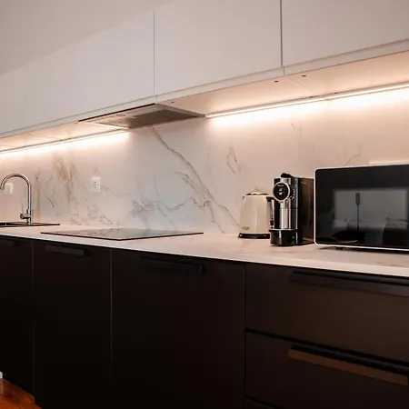 Designer Loft With Balcony In Historic Baixa شقة Lisboa