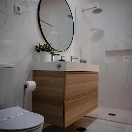 The Box - Design And Upscale With Balcony At Downtown Apartmán Lisboa