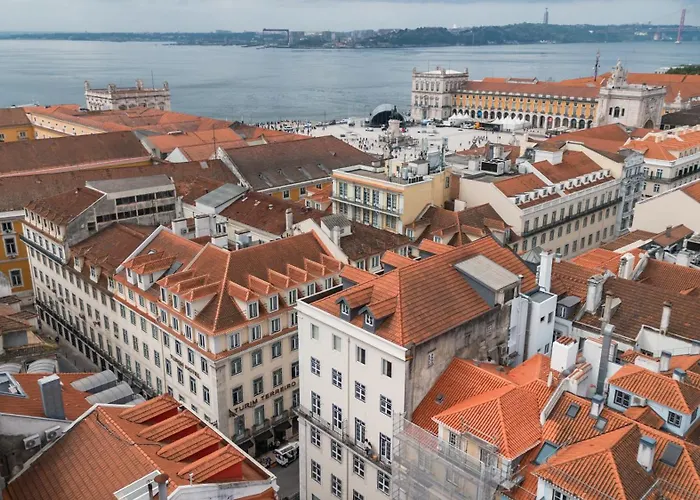 Apartmán Designer Loft With Balcony In Historic Baixa *